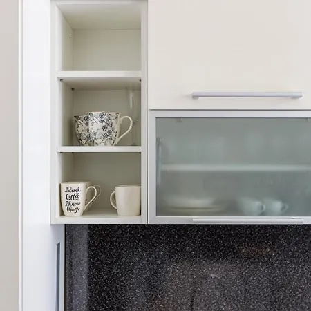 Newly Renovated In The Old Town Apartment