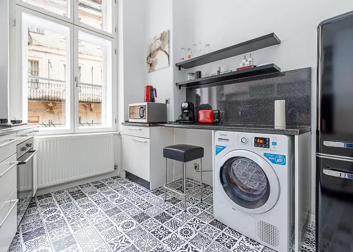 Newly Renovated In The Old Town Appartamento Bratislava