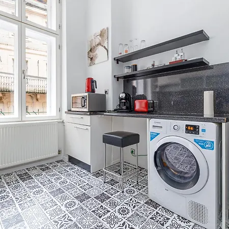 Newly Renovated In The Old Town Apartment Pressburg